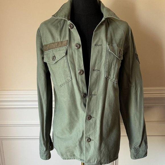 TNA Button down - Picture 2 of 5